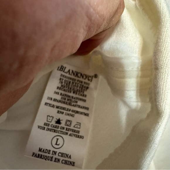 Blank NYC Moto White Fitted Silhouette Zipper Stretch Knit Blazer Jacket - Picture 6 of 7